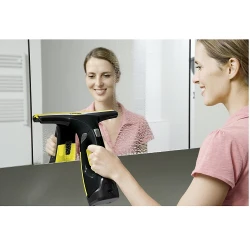 Роботы-мойщики окон на аккумуляторе Karcher WV 2 Black Edition flexmag.md