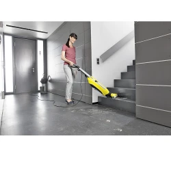 Вертикальный пылесос для влажной уборки Karcher FC5 flexmag.md