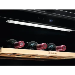 Dulap pentru vin Electrolux EWUS052B5B, Negru flexmag.md