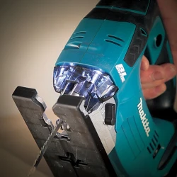 Ferastrau electric pendular cu acumulator Makita DJV182Z flexmag.md