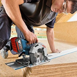 Пила циркулярная на аккумуляторе Bosch GKS 18V-57 G flexmag.md