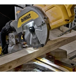 Fierastrau circular DeWALT DWS777 flexmag.md