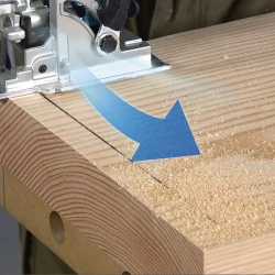 Fierastrau circular Makita DHS660Z flexmag.md