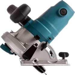 Fierastrau circular Makita HS6601 flexmag.md