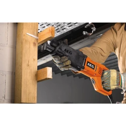 Пила сабельная AEG US900XE flexmag.md