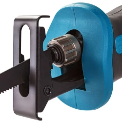 Fierastrau cu sabie cu acumulator Bort BRS-18Li-FD flexmag.md