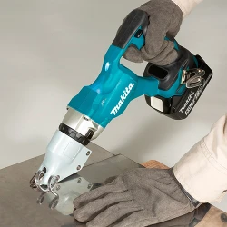 Ножницы для металла аккумуляторные Makita DJS200Z flexmag.md