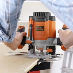 Freza electrica pentru lemn Black+Decker KW1200EKA flexmag.md