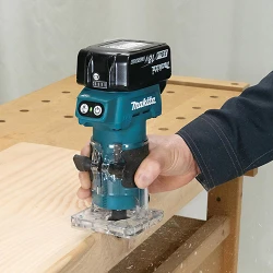 Freza unimanuala pe acumulator Makita DRT52Z flexmag.md