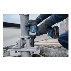 Masina de gaurit cu percutie pe acumulator Bosch GDS 18V-750 C (fara acumulator) flexmag.md
