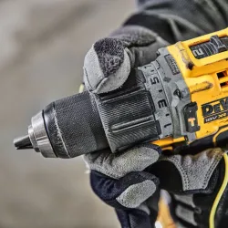 Дрель-шуруповерт аккумуляторный ударный DeWALT DCD805P2LRT-QW (2 аккумулятора) flexmag.md