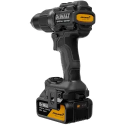 Masina de gaurit si insurubat cu percutie pe acumulator DeWALT DCD86MM2KT-QW flexmag.md