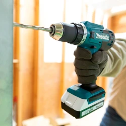 Masina de gaurit si insurubat pe acumulator Makita DF488DWE flexmag.md