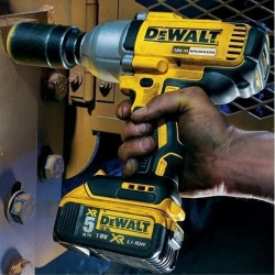 Шуруповерт аккумуляторный ударный DeWALT DCF899P2 flexmag.md