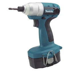 Masina de insurubat cu acumulator si impact Makita 6936FDWDE flexmag.md