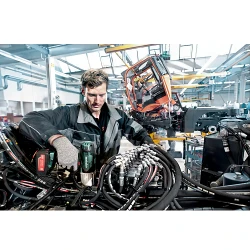 Masina de insurubat cu acumulator si impact Metabo SSW 18 LTX 600 flexmag.md