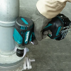 Masina de insurubat cu impact acumulator Makita DTW301Z flexmag.md