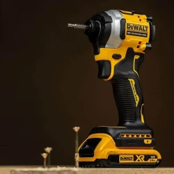 Masina de insurubat cu impact cu acumulator DeWALT DCF850D2T flexmag.md