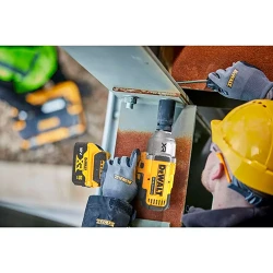 Masina de insurubat cu impact DeWALT DCF900N flexmag.md