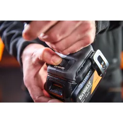 Masina de insurubat cu impact pe acumulator DeWALT DCF86MM1T-QW (1 acumulator) flexmag.md