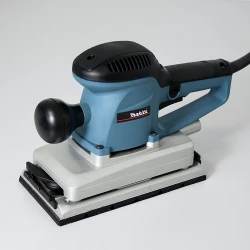 Masina de slefuit vibranta Makita BO 4900 V flexmag.md