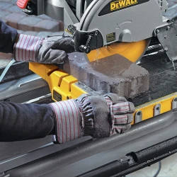Masina de taiat piatra si placi ceramice DeWALT D24000S flexmag.md