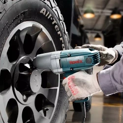 Masina electrica de insurubat cu impact Ronix 2035 flexmag.md