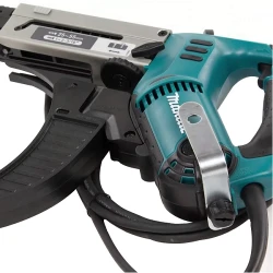 Шуруповерт Makita 6842 (4700Вт) flexmag.md