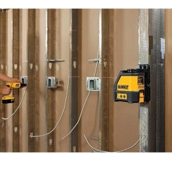 Уровень лазерный DeWALT DW088K flexmag.md