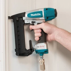 Степлер пневматический для гвоздей Makita AT638A flexmag.md