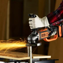 Polizor unghiular pe acumulator Black+Decker BCG720M1 flexmag.md