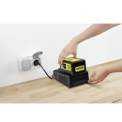 Набор быстрого зарядного устройства и аккумулятора Karcher 18-50 flexmag.md
