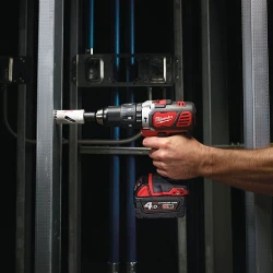 Set masina de gaurit si insurubat cu impact Milwaukee M18BPP2C-402C flexmag.md
