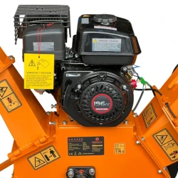 Tocator de crengi pe benzina Kronava RNA650 flexmag.md