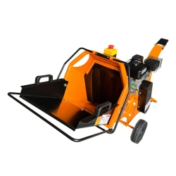 Tocator de crengi pe benzina Kronava RNA650 flexmag.md