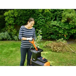 Tocator de frunze si crengi Black+Decker BEGAS5800 flexmag.md